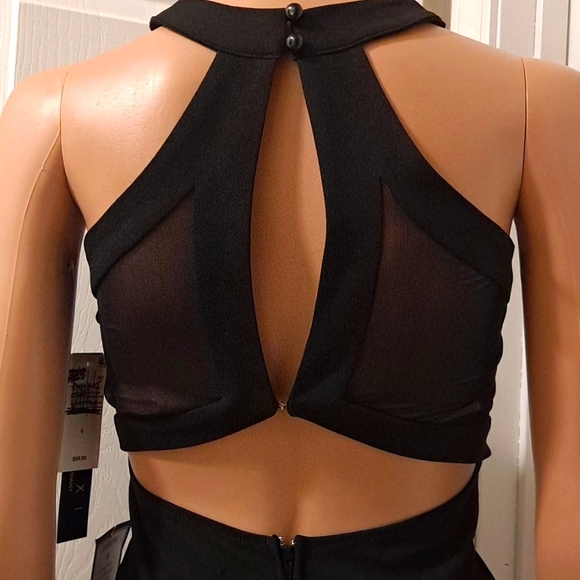 NWT Trixxi Black Cocktail / Prom/ Graduation Dress with Peek-a-Boo Mesh Back - Picture 4 of 12